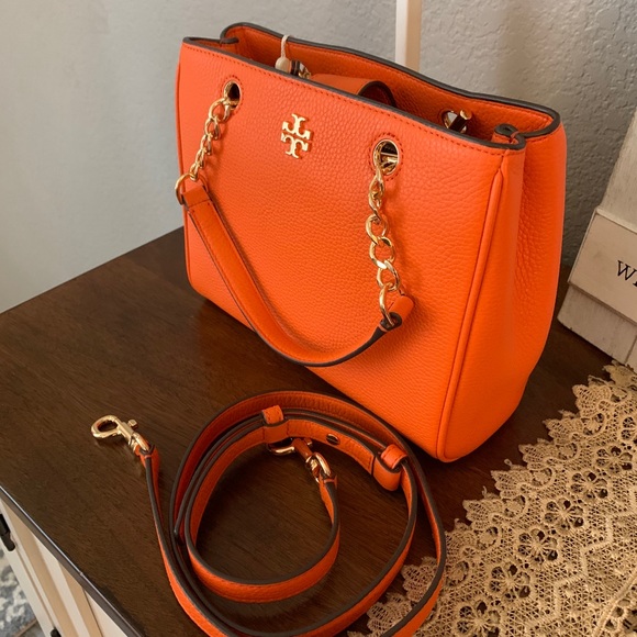 New 🍁Tory Burch carter small tote 🍁🍁 - Picture 5 of 9
